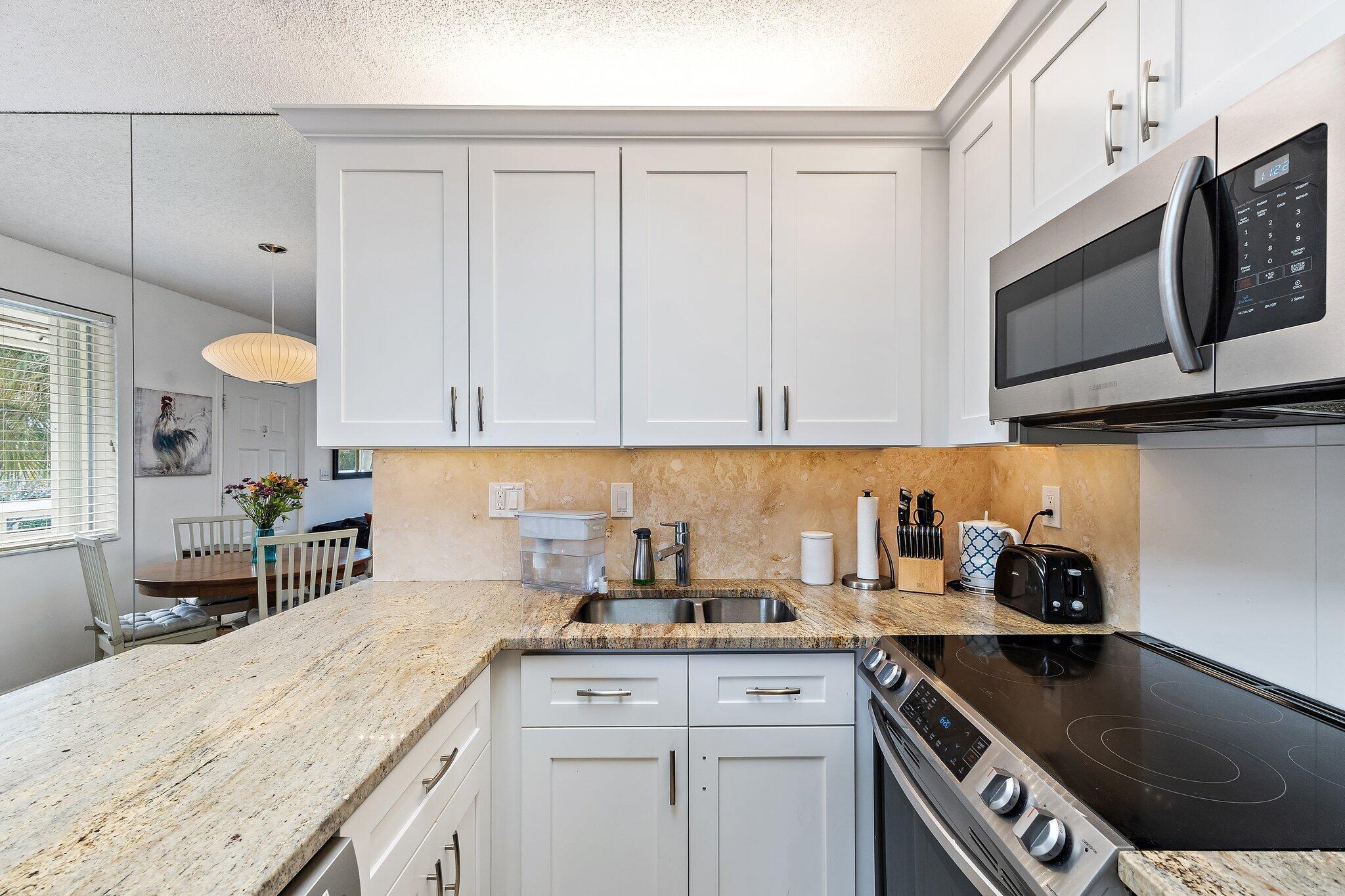 Jupiter Bay - Residential