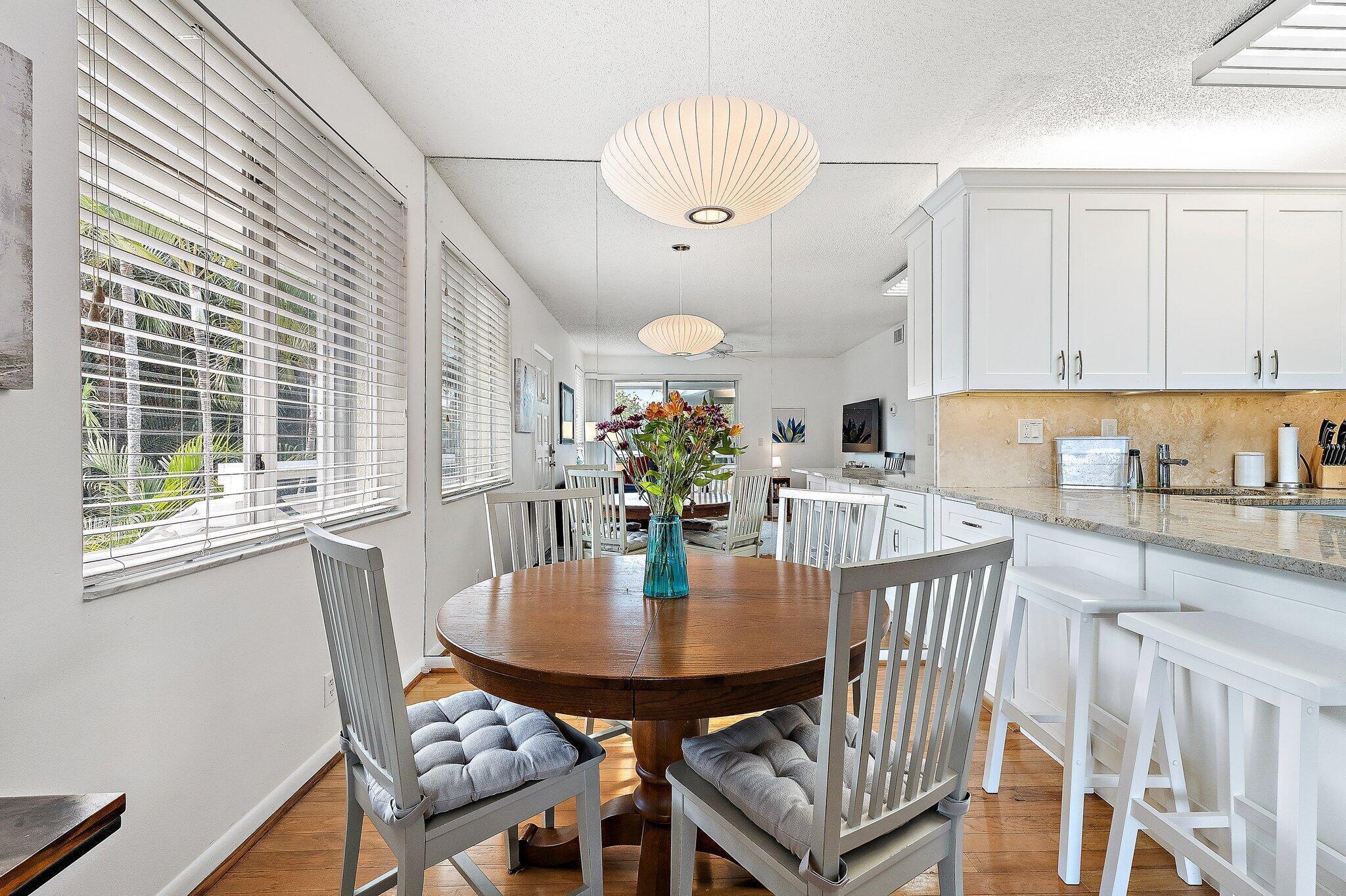 Jupiter Bay - Residential