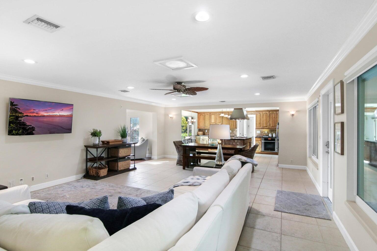 PELICAN COVE - Residential Lease