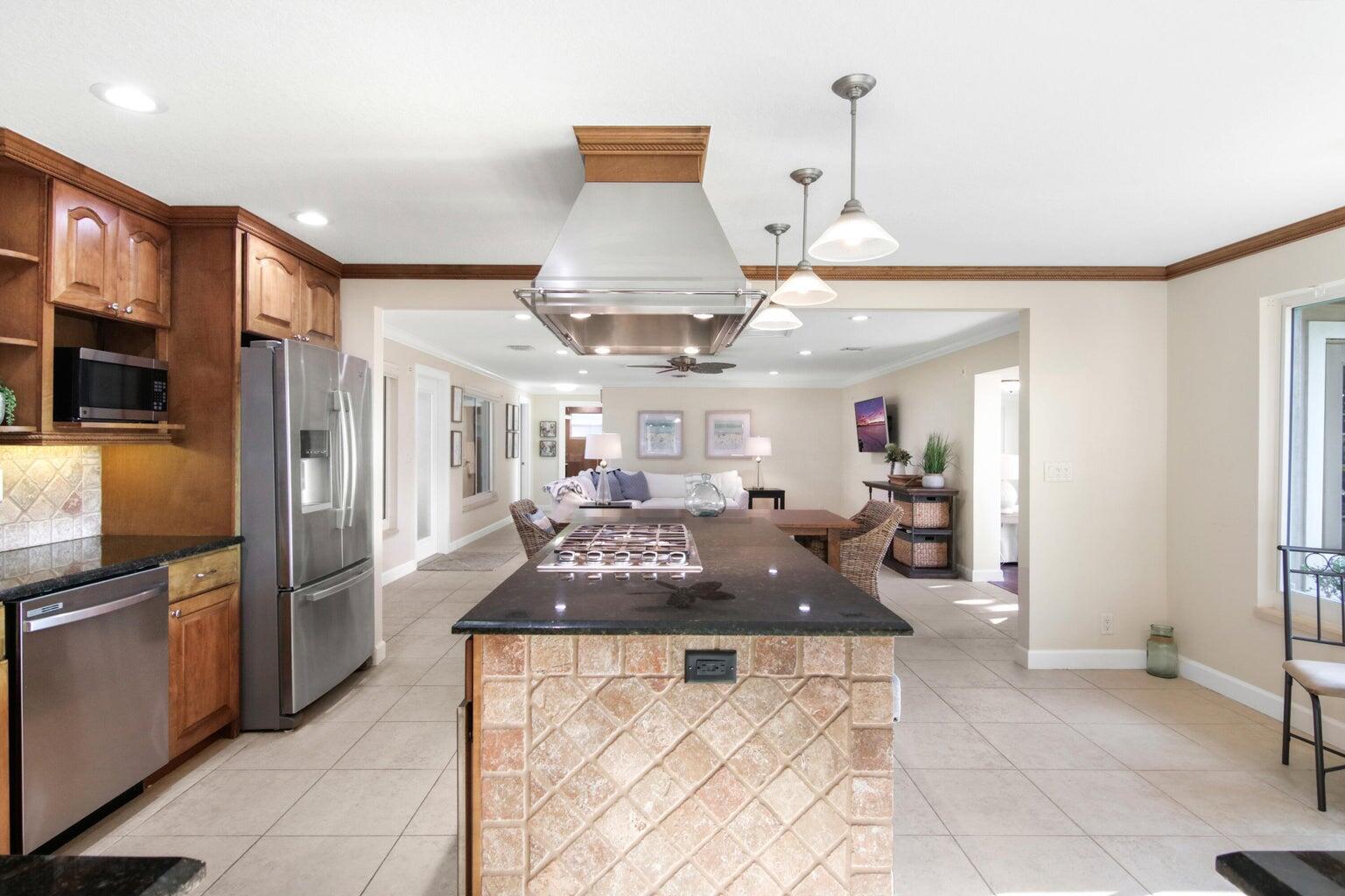 PELICAN COVE - Residential Lease