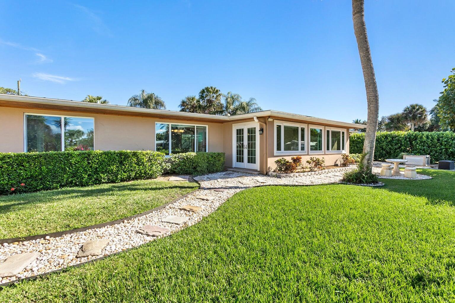 PELICAN COVE - Residential Lease