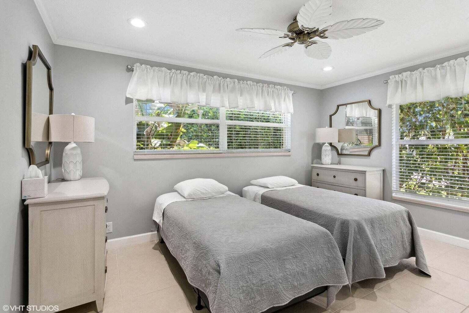 PELICAN COVE - Residential Lease