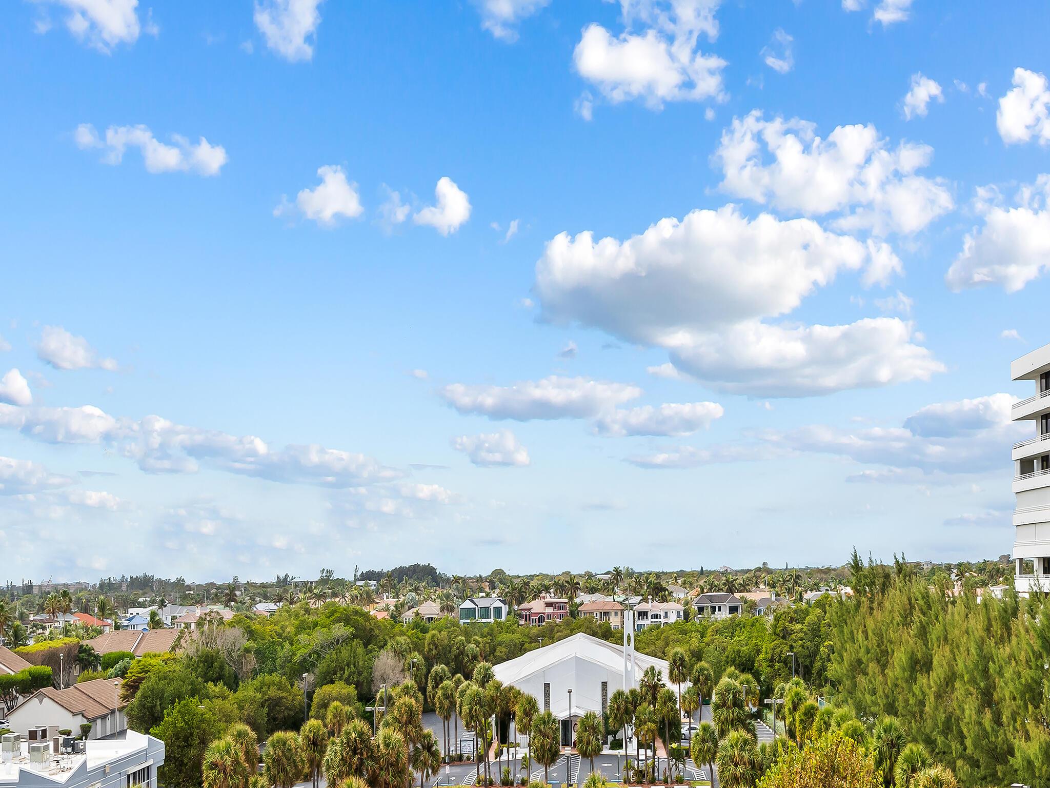 VILLA NOVA CONDO - Residential