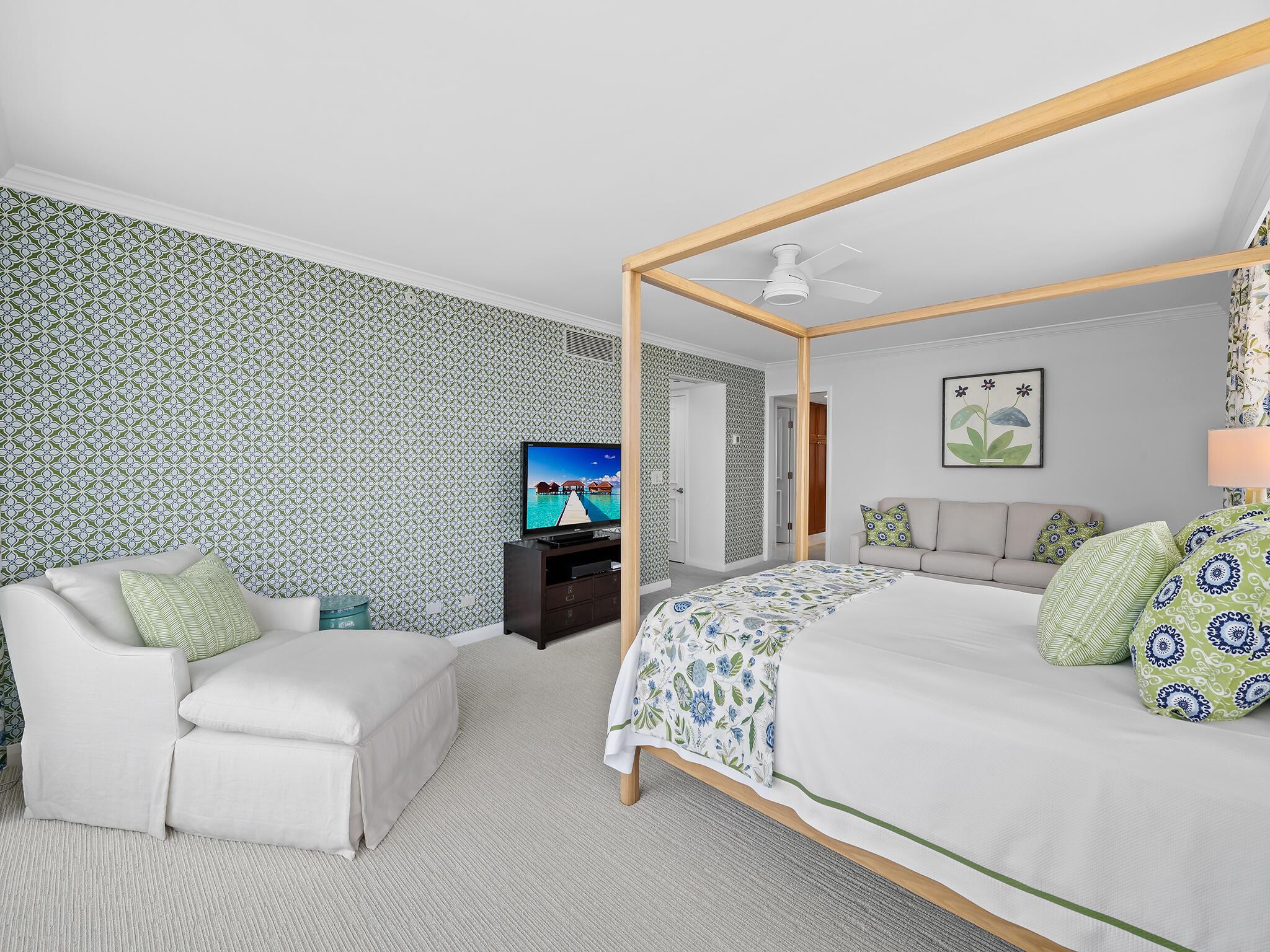 VILLA NOVA CONDO - Residential