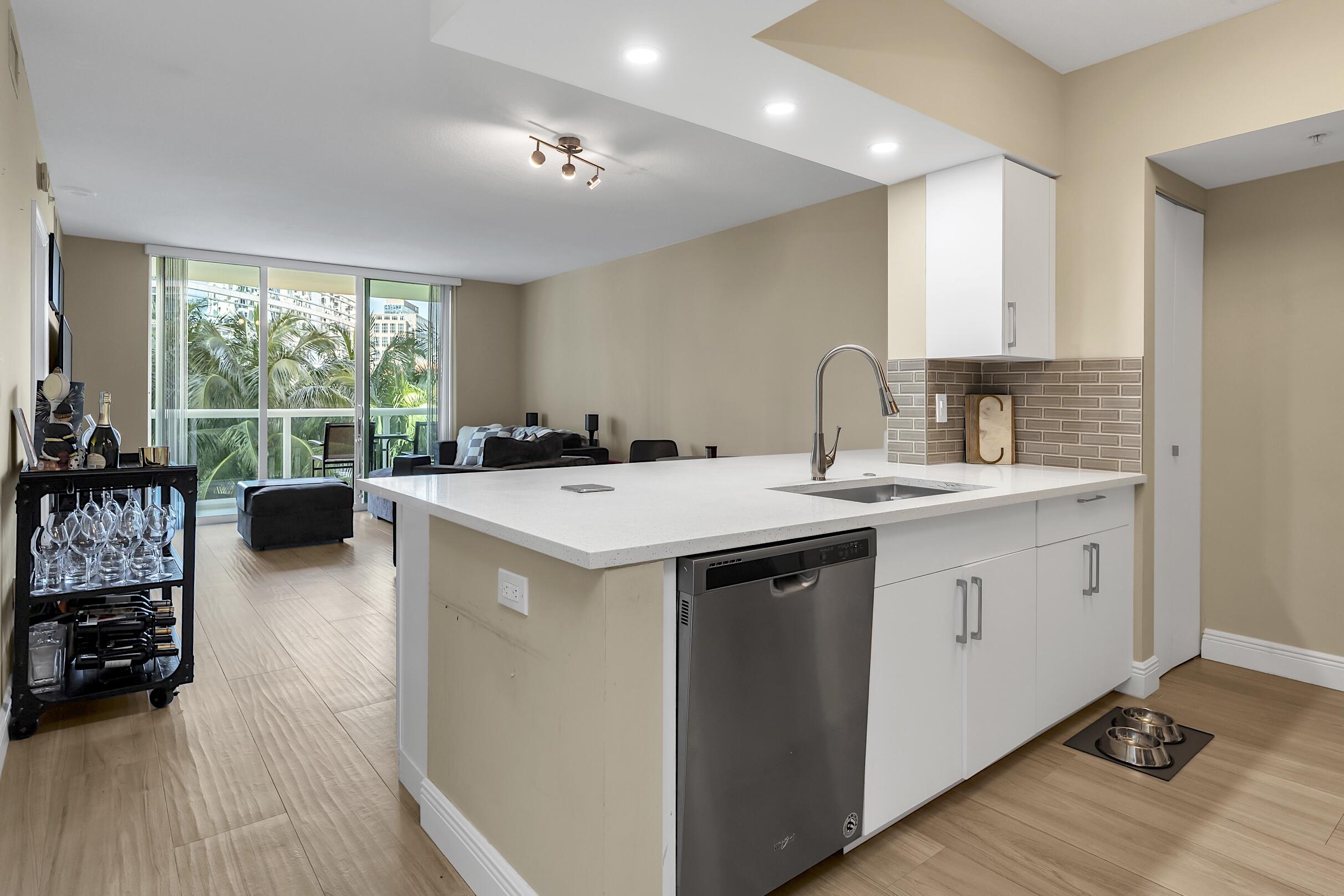 347 N New River Drive E 1007