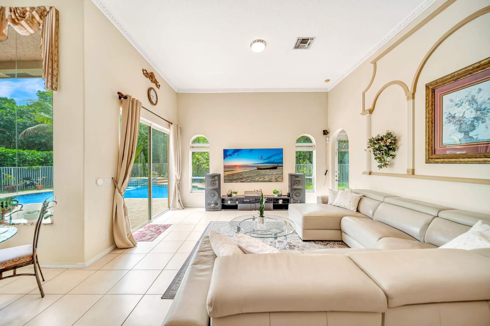 Grand Reserve - Residential