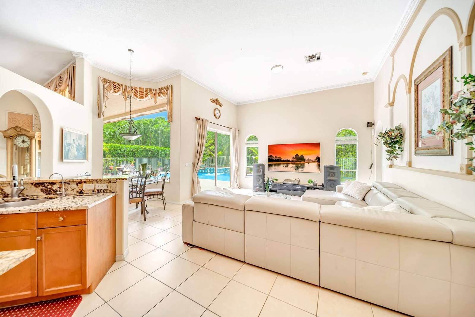 Grand Reserve - Residential