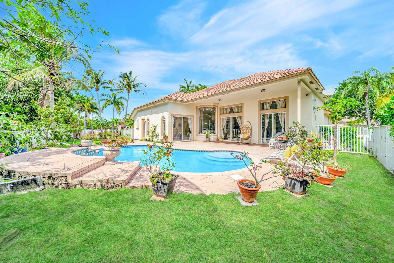 Grand Reserve - Residential