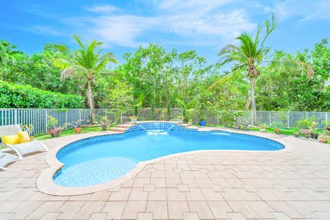 Tiny photo for 6169 NW 53rd Circle, Coral Springs, FL 33067 (MLS # B26015473)