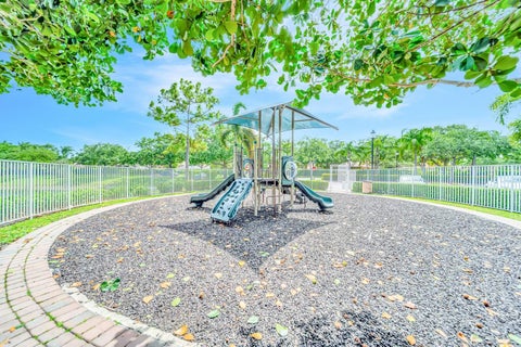 Tiny photo for 6169 NW 53rd Circle, Coral Springs, FL 33067 (MLS # B26015473)