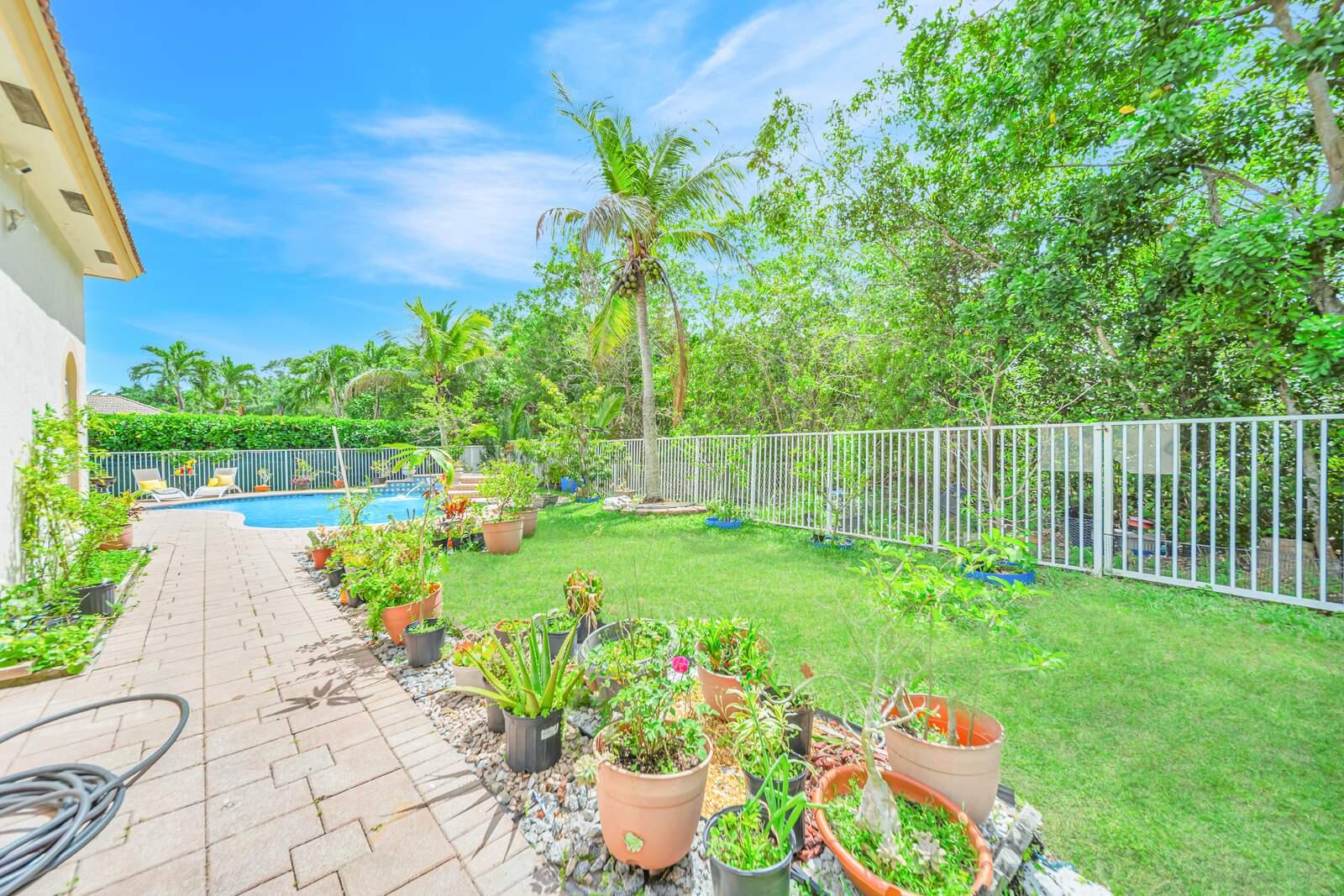 Grand Reserve - Residential