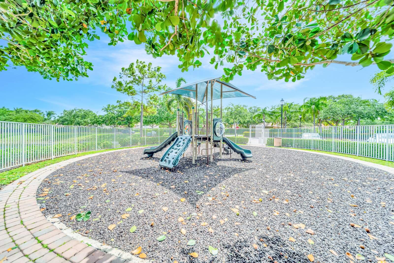 Grand Reserve - Residential