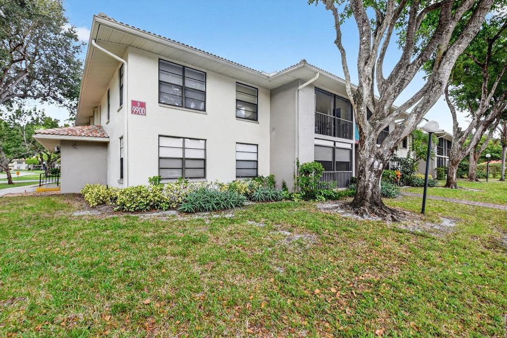 Photo of 9900 Pineapple Tree Drive #203, Boynton Beach, FL 33436 (MLS # R11139646)