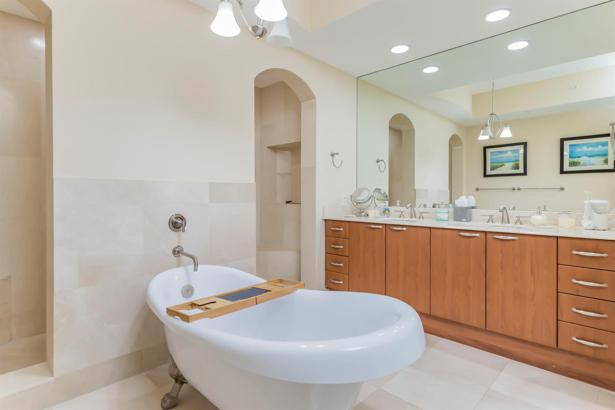 ORCHID BEACH CONDOMINIUM - Residential Lease