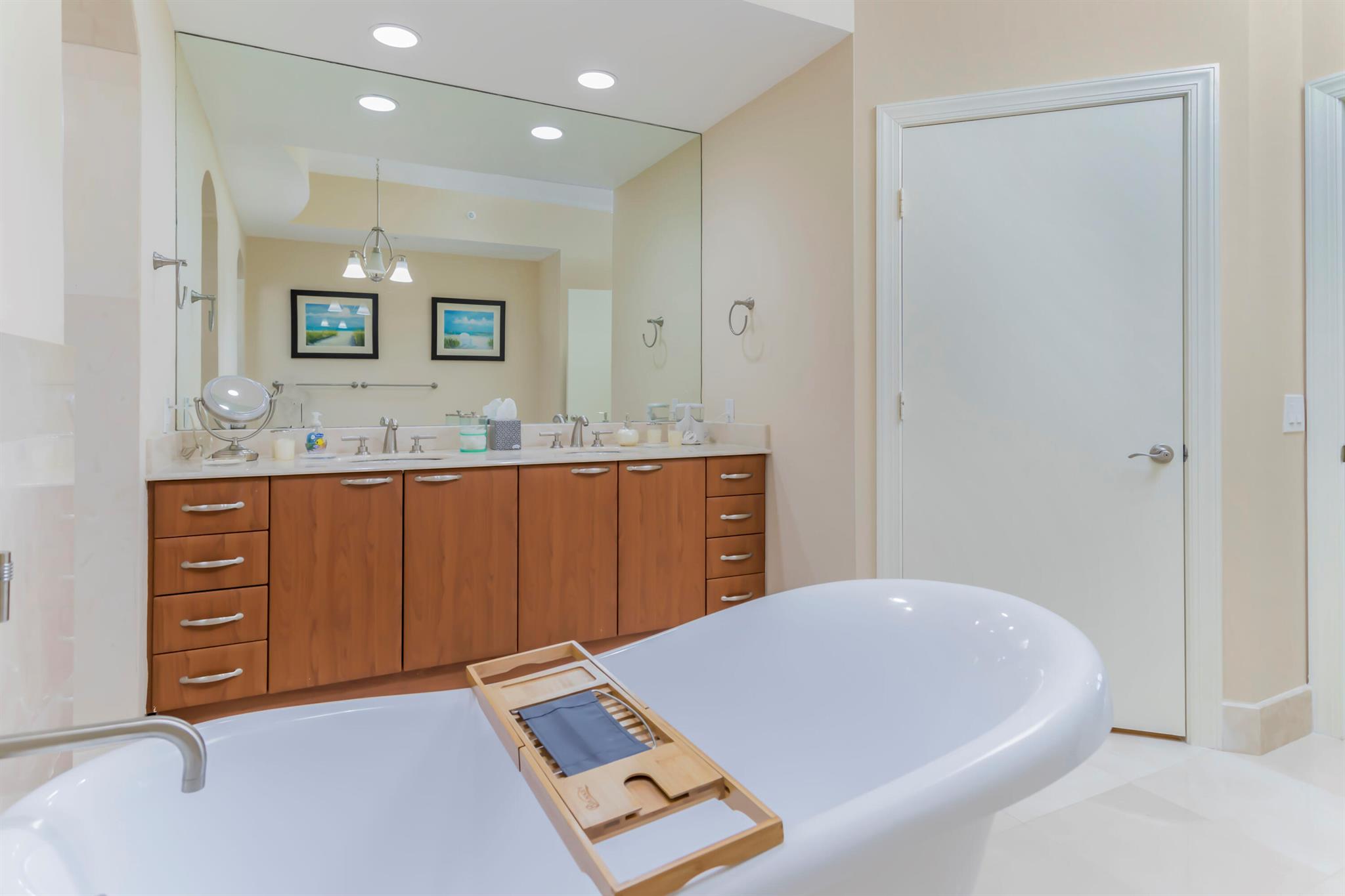 ORCHID BEACH CONDOMINIUM - Residential Lease