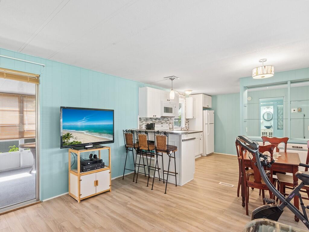 Pinelake Village - Residential