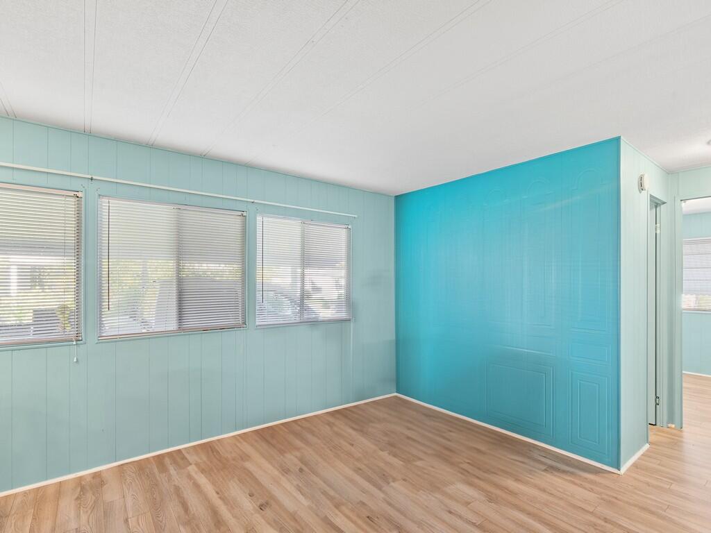 Pinelake Village - Residential