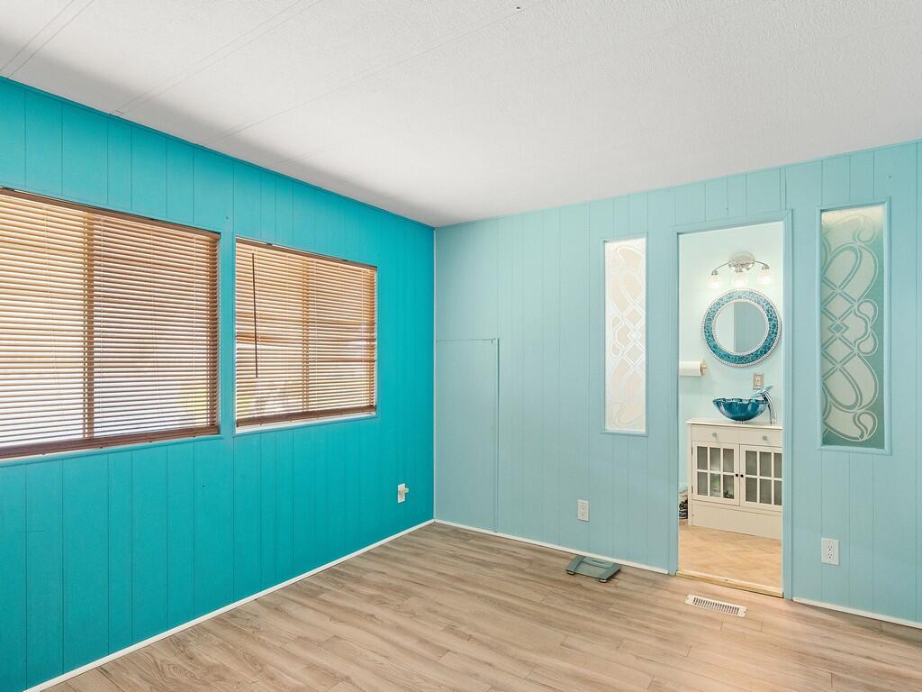 Pinelake Village - Residential