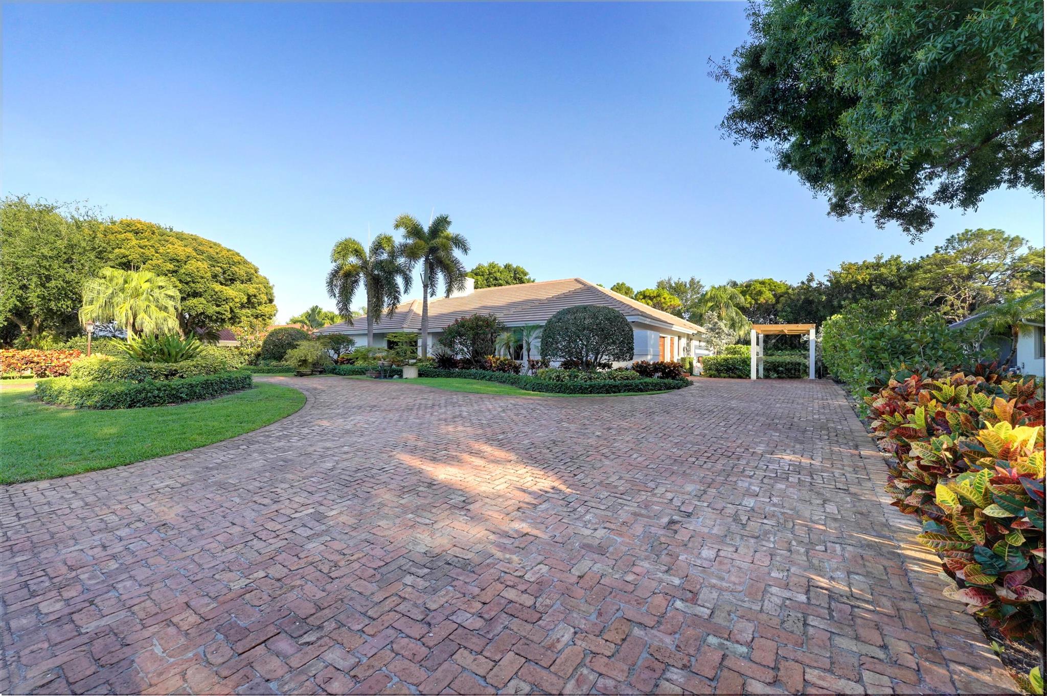4164 Saint Andrews Drive