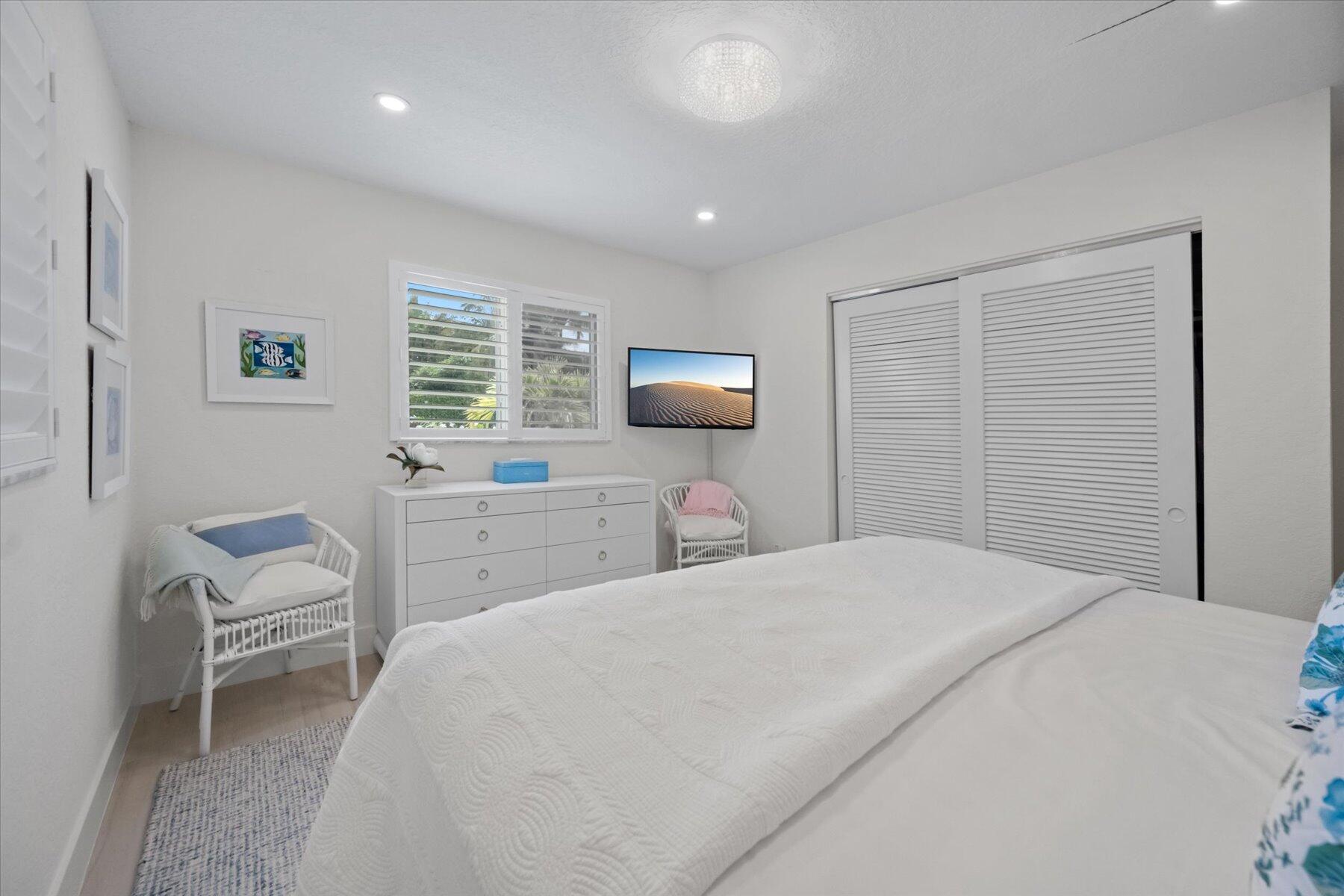 NEW PALM BEACH HGTS - Residential Lease