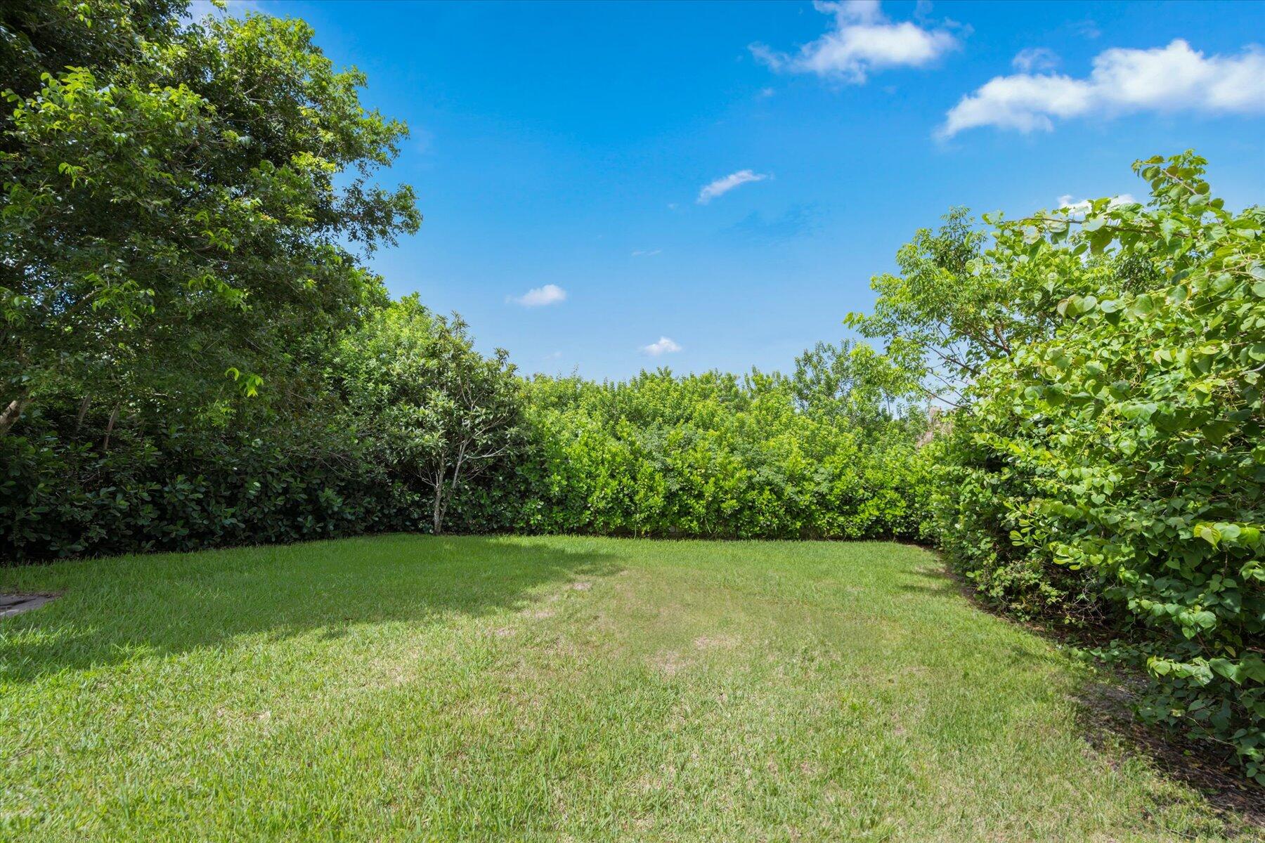 NEW PALM BEACH HGTS - Residential Lease