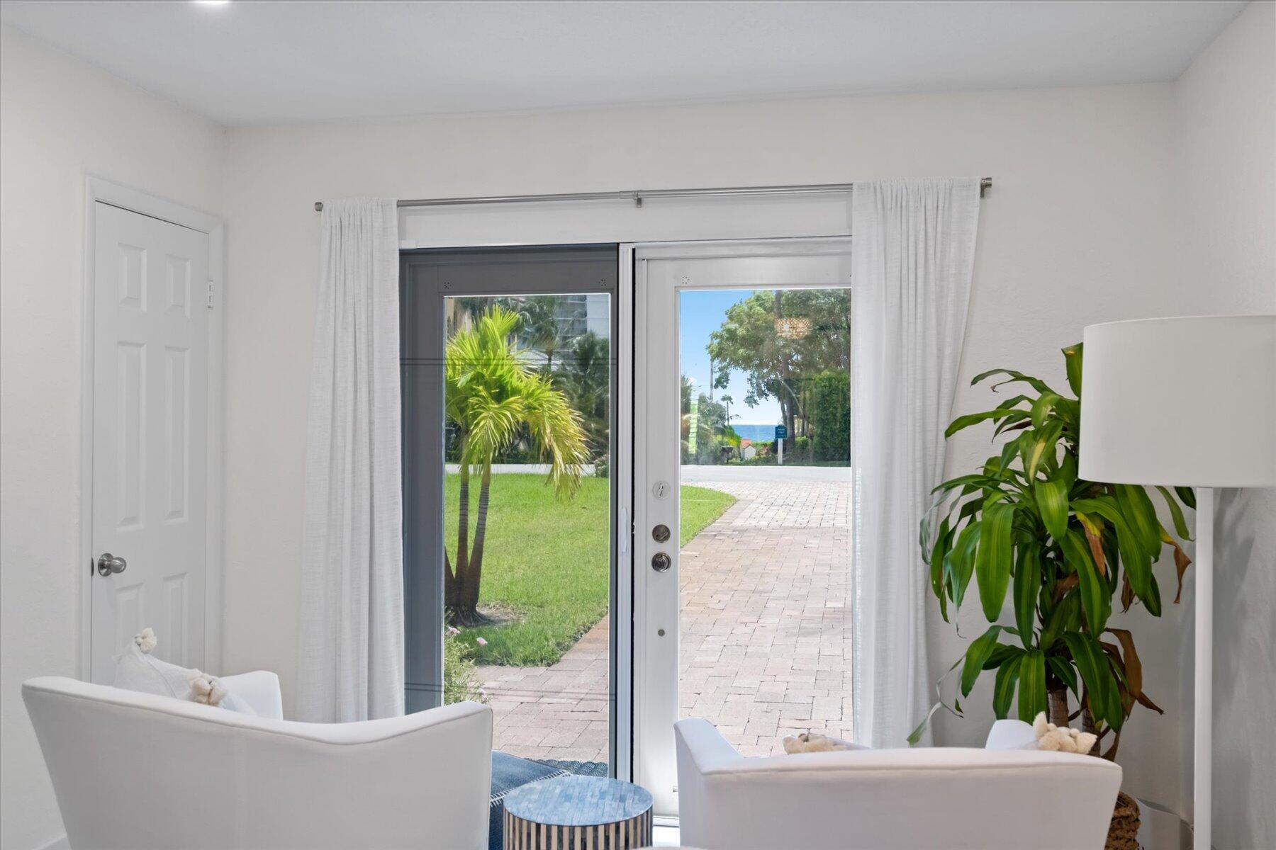 NEW PALM BEACH HGTS - Residential Lease