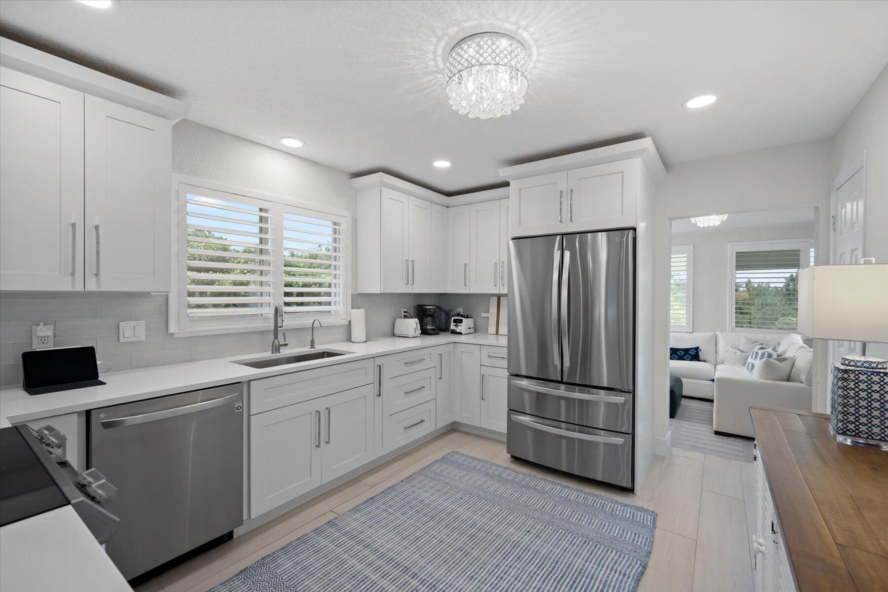 NEW PALM BEACH HGTS - Residential Lease