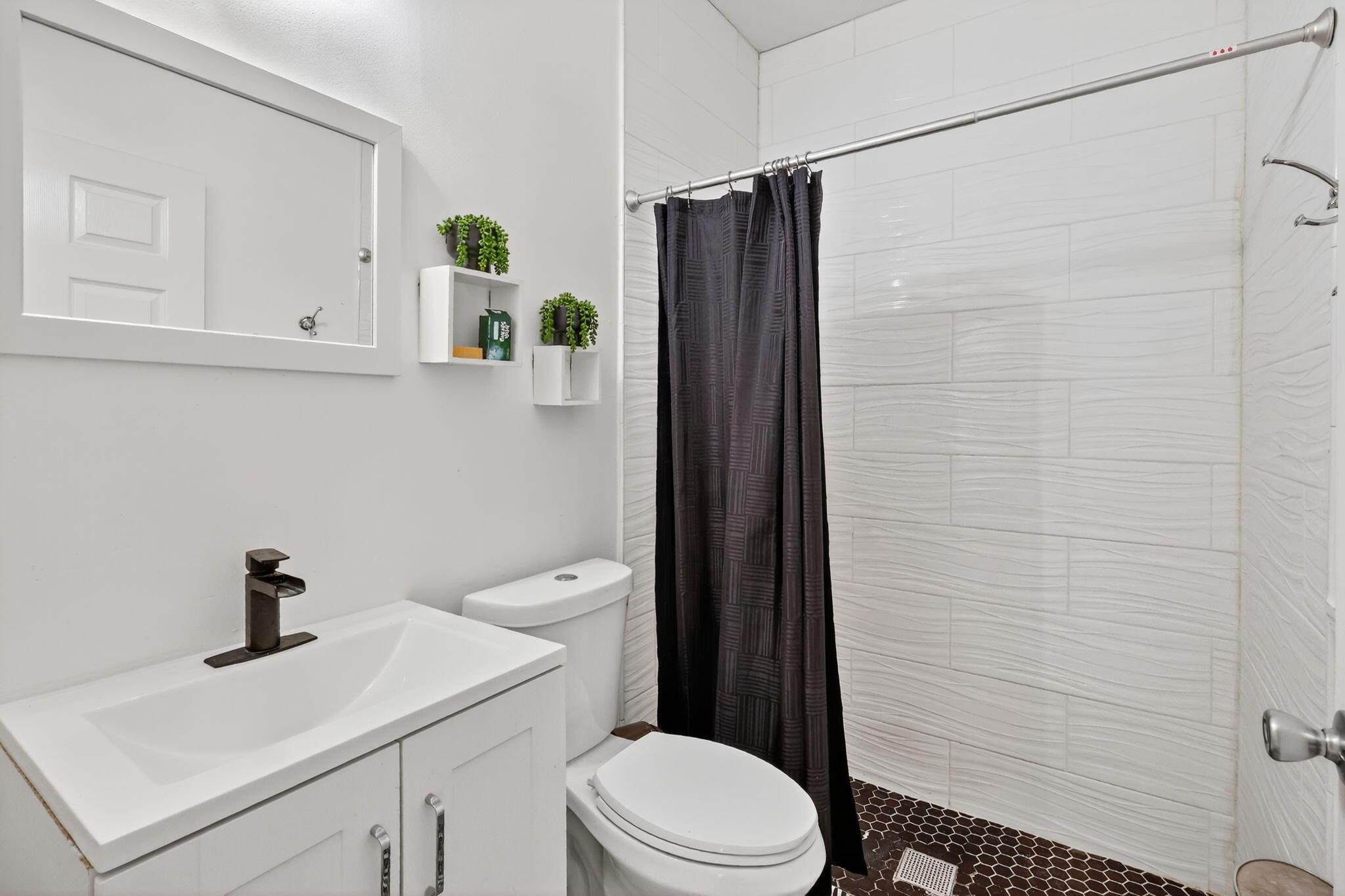 PORT ST LUCIE SECTION 35 - Residential Lease