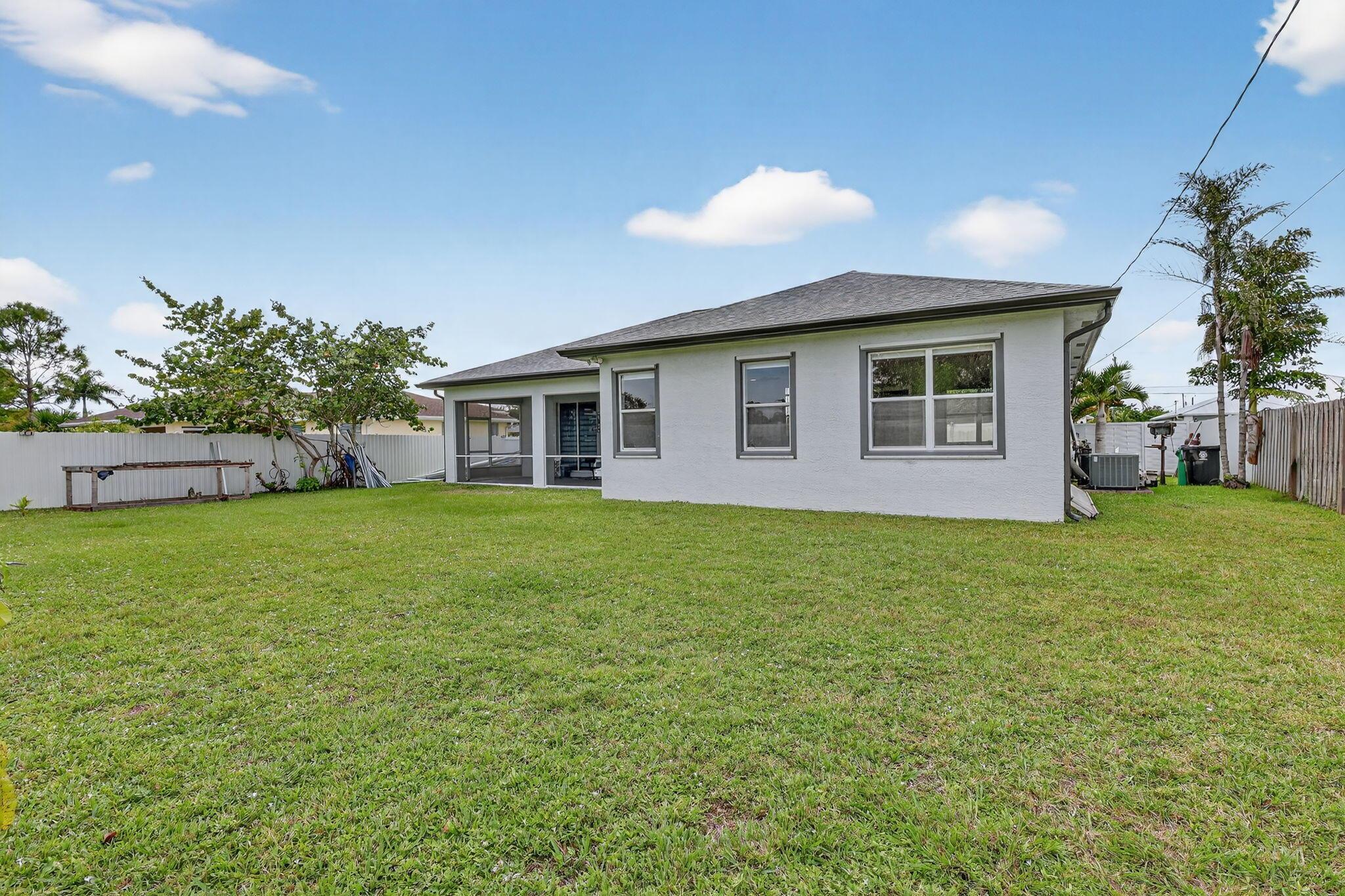 PORT ST LUCIE SECTION 35 - Residential Lease