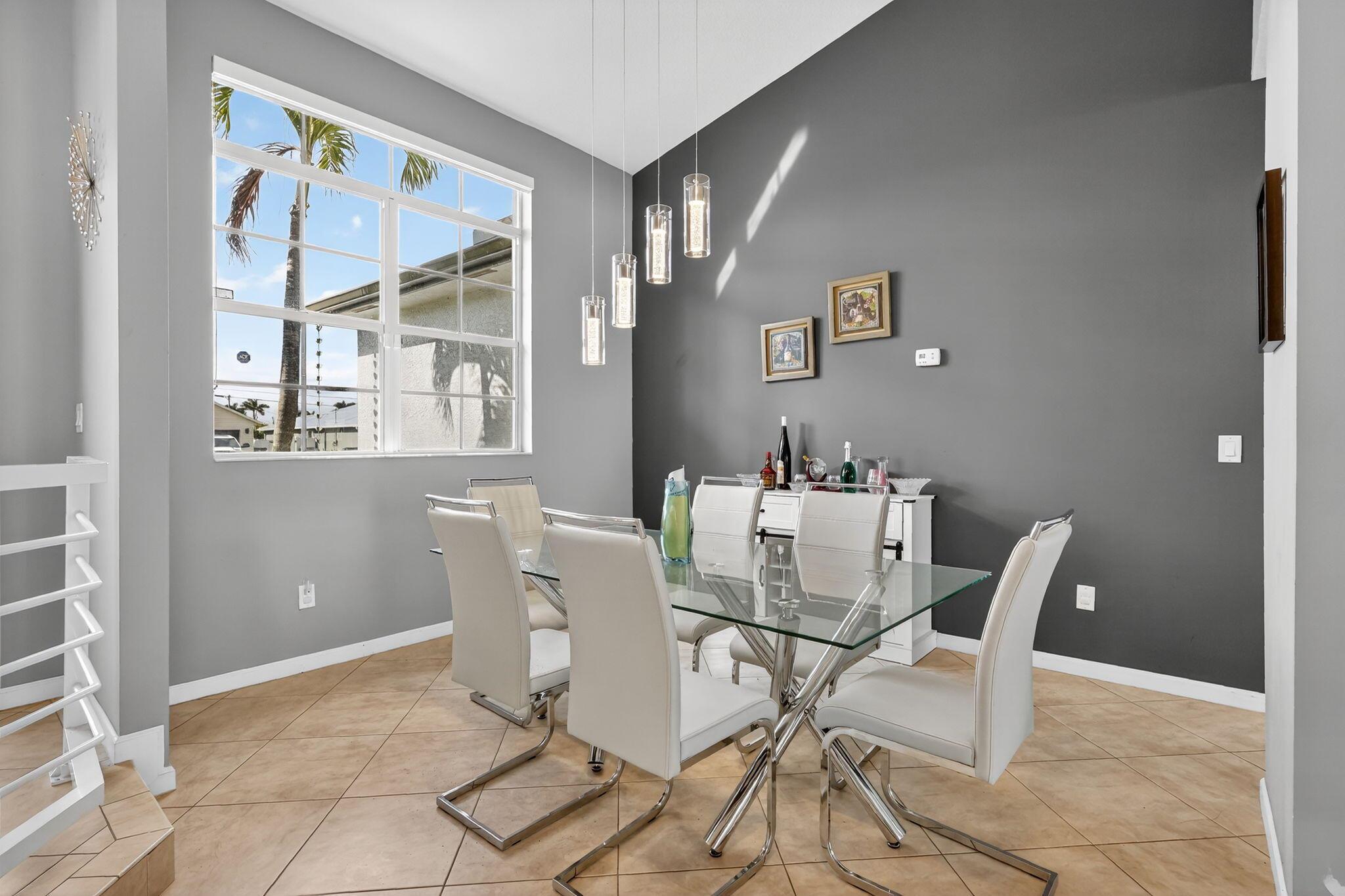 PORT ST LUCIE SECTION 35 - Residential Lease