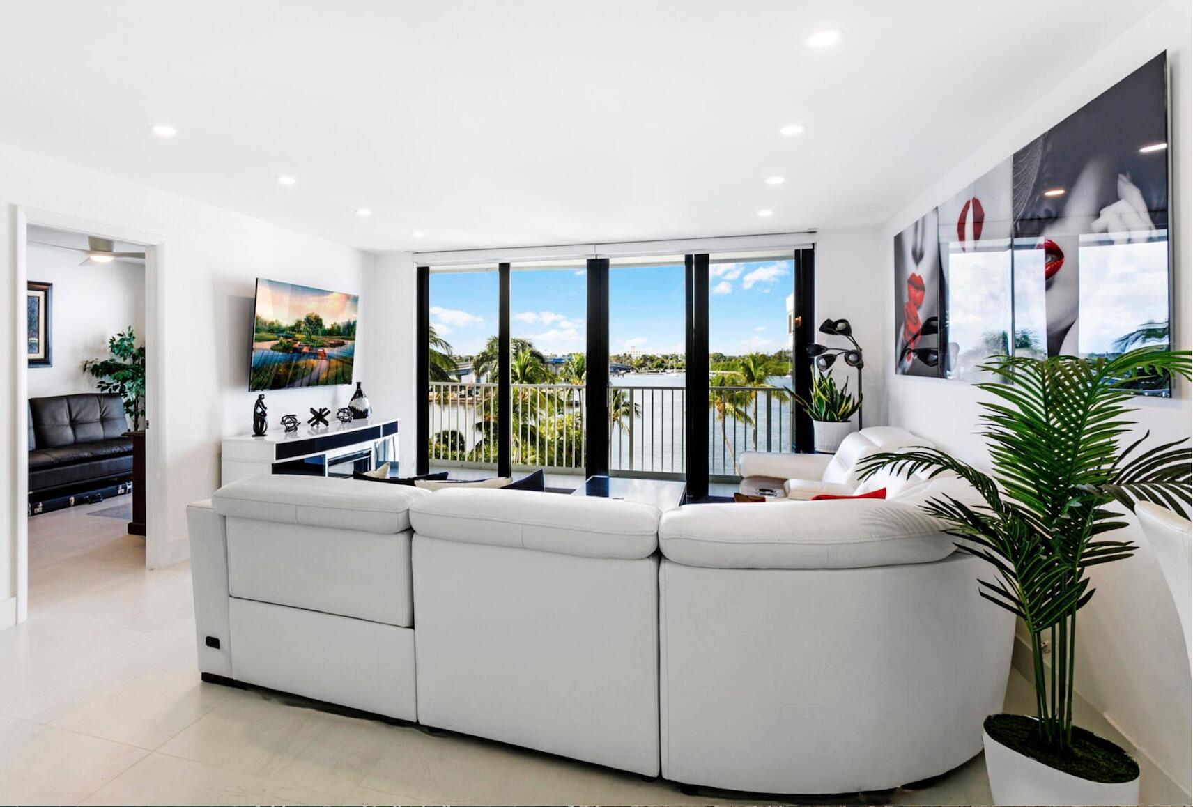 2860 S Ocean Boulevard 512