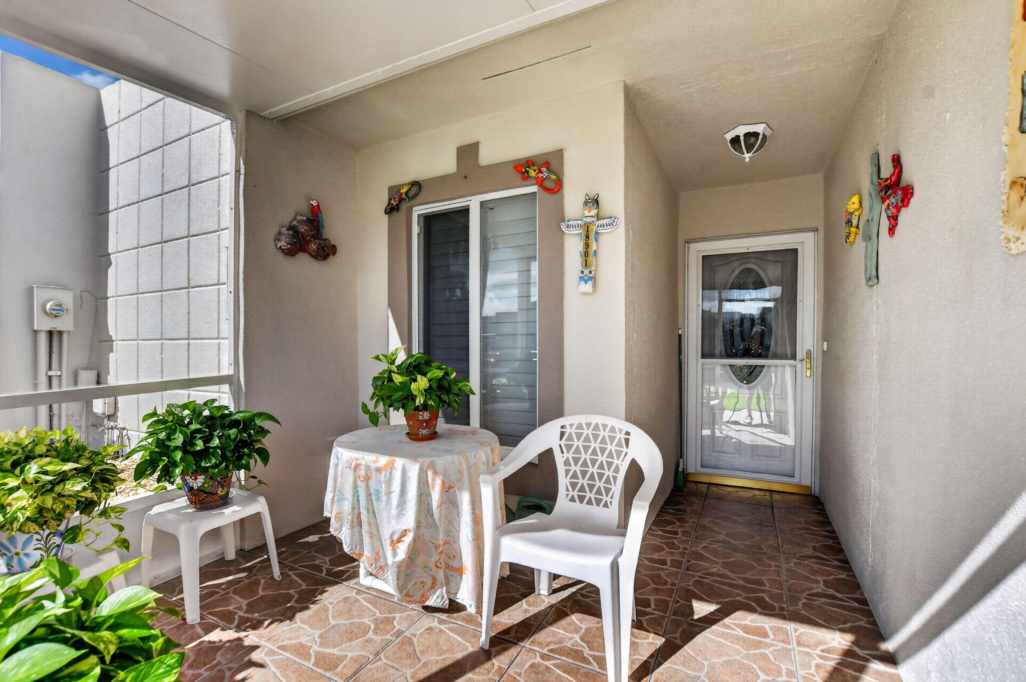 View photos, virtual tours, details... 18901 Haywood Terrace Apt 4