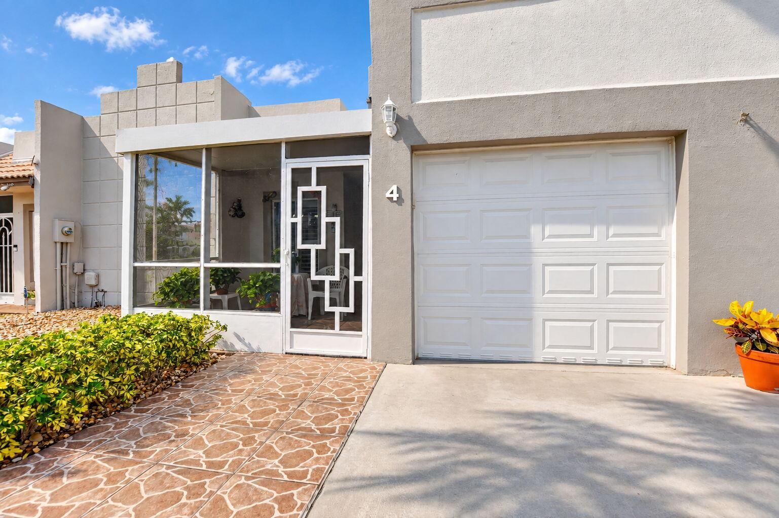 View photos, virtual tours, details... 18901 Haywood Terrace Apt 4