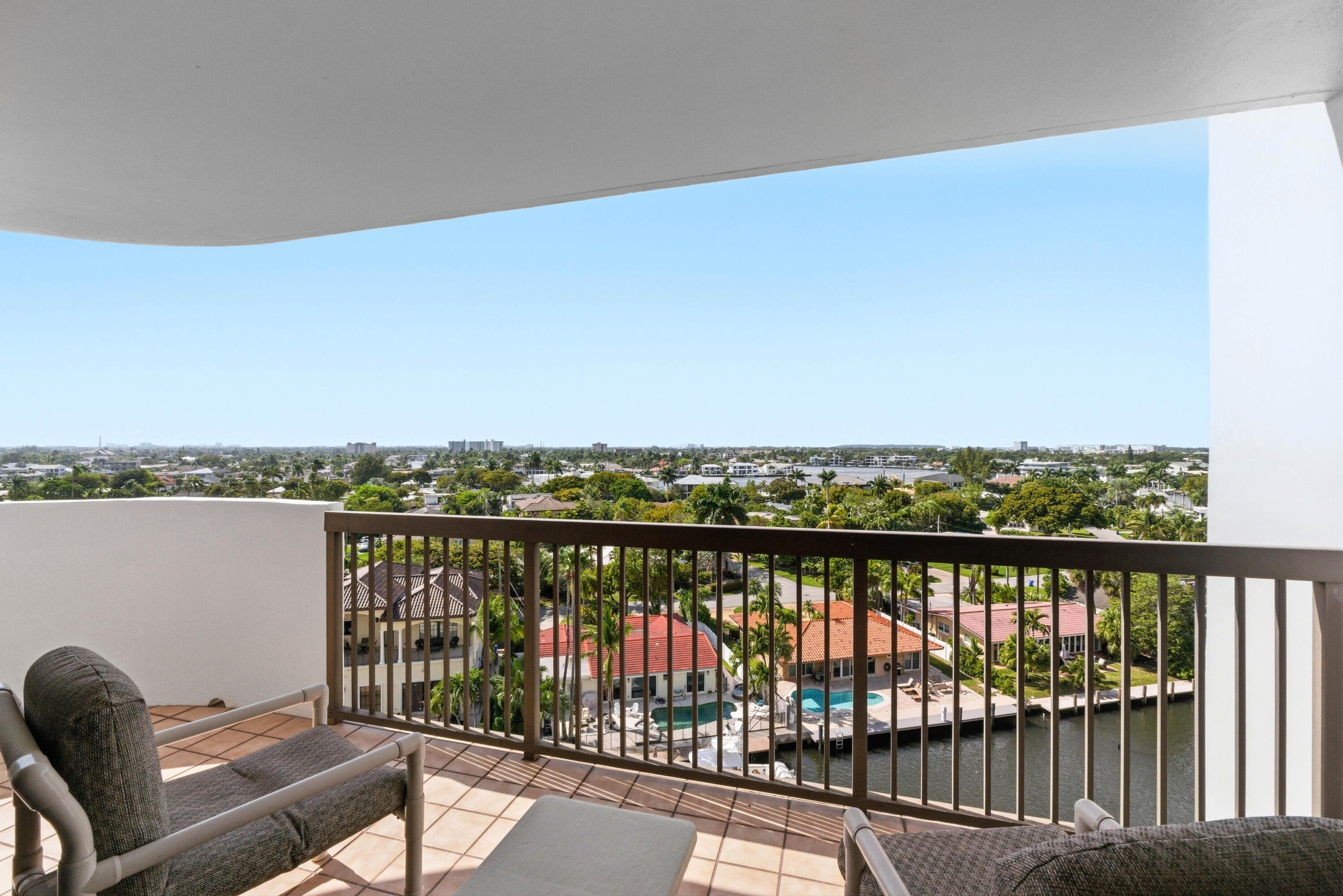 RENAISSANCE OF POMPANO BEACH - Residential Lease