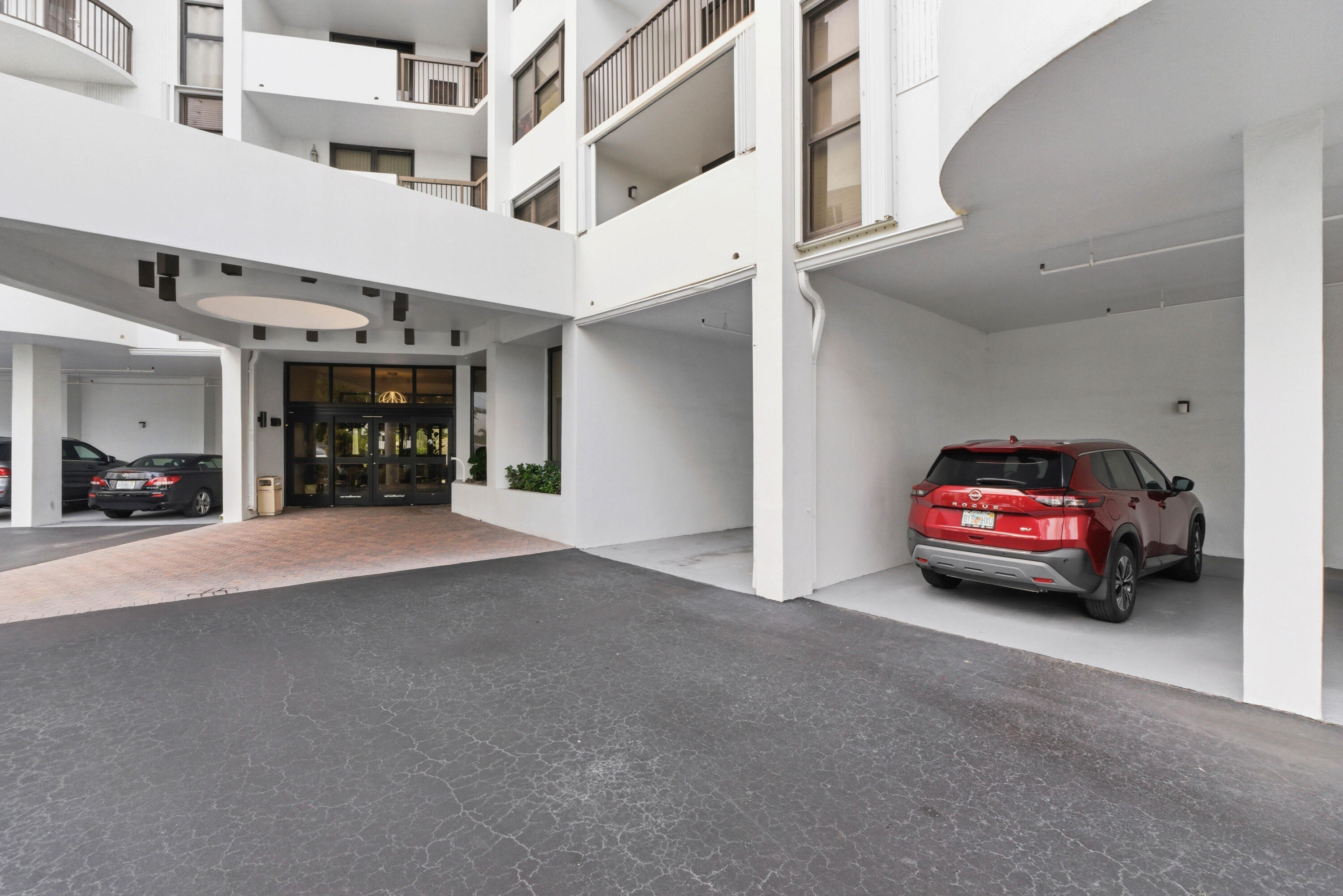 RENAISSANCE OF POMPANO BEACH - Residential Lease