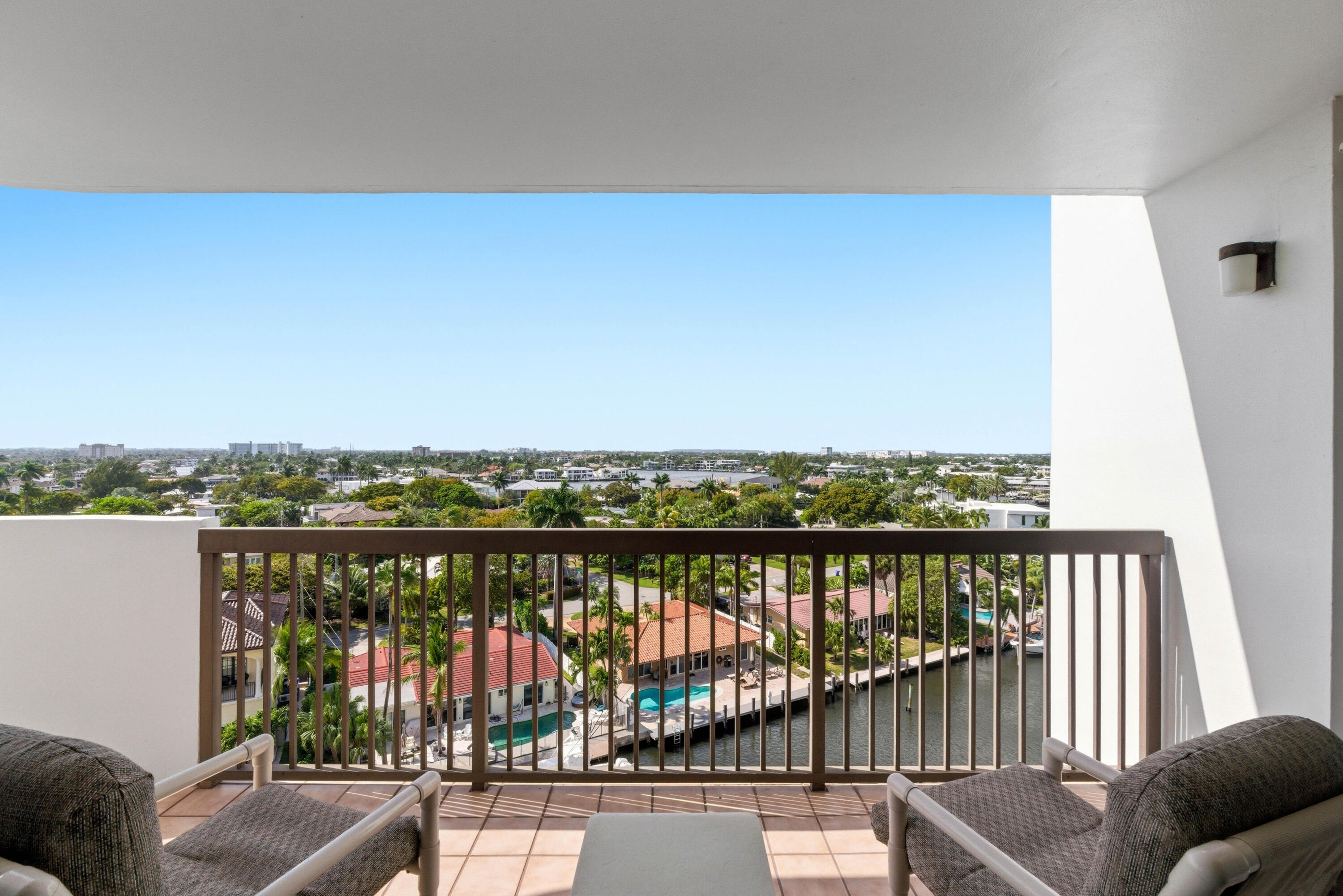 RENAISSANCE OF POMPANO BEACH - Residential Lease