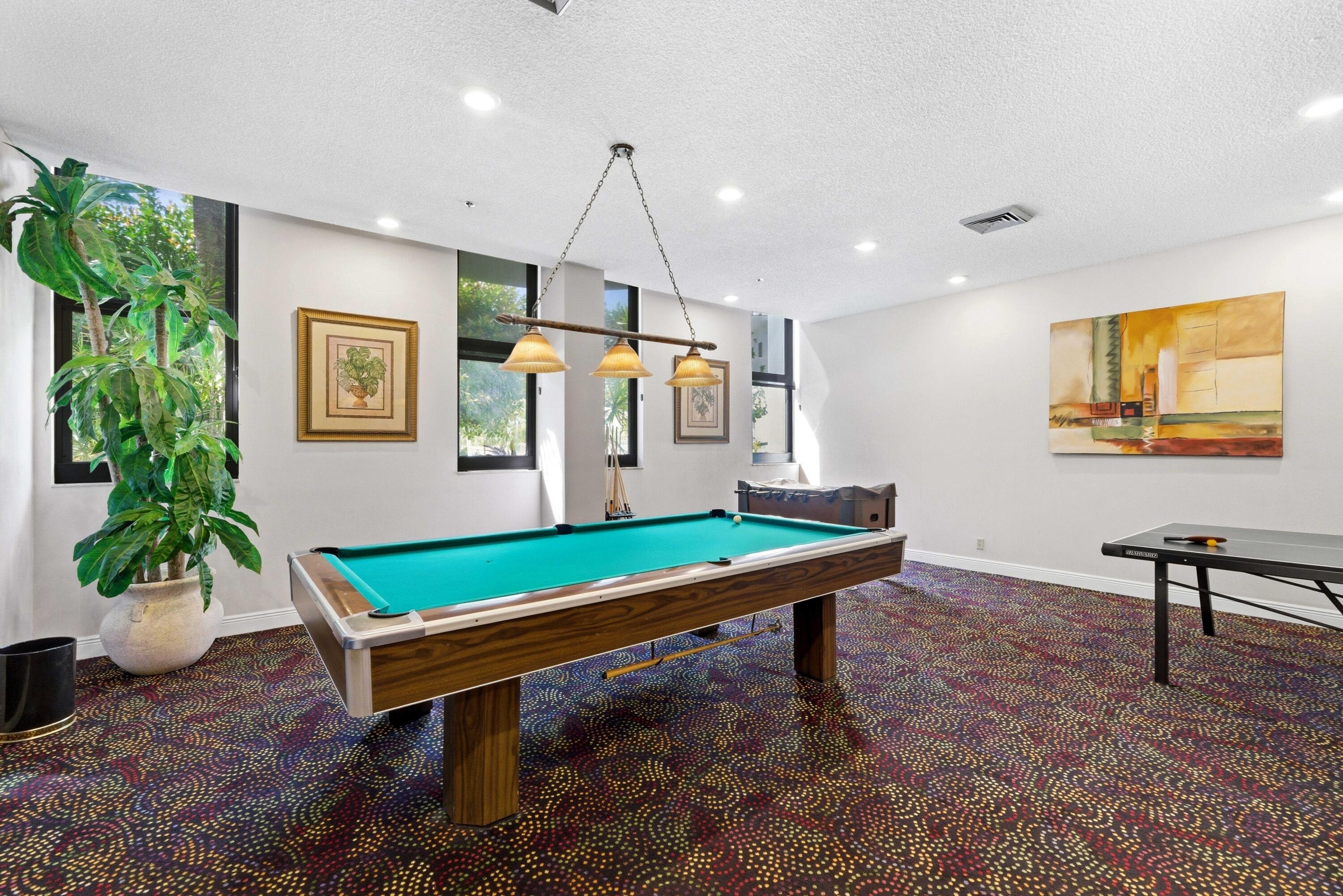 RENAISSANCE OF POMPANO BEACH - Residential Lease