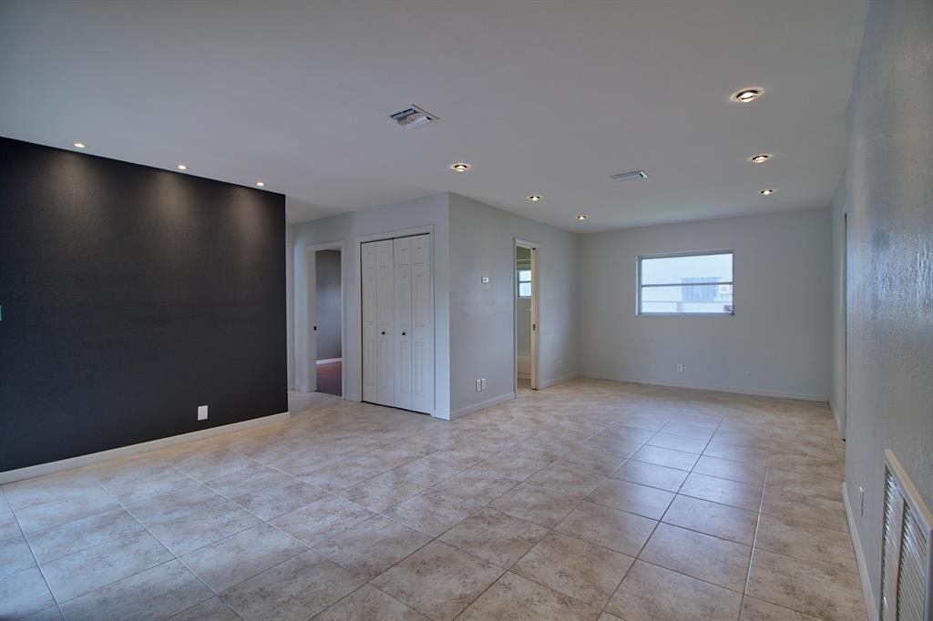 SUNFLOWER FIRST ADD - Residential