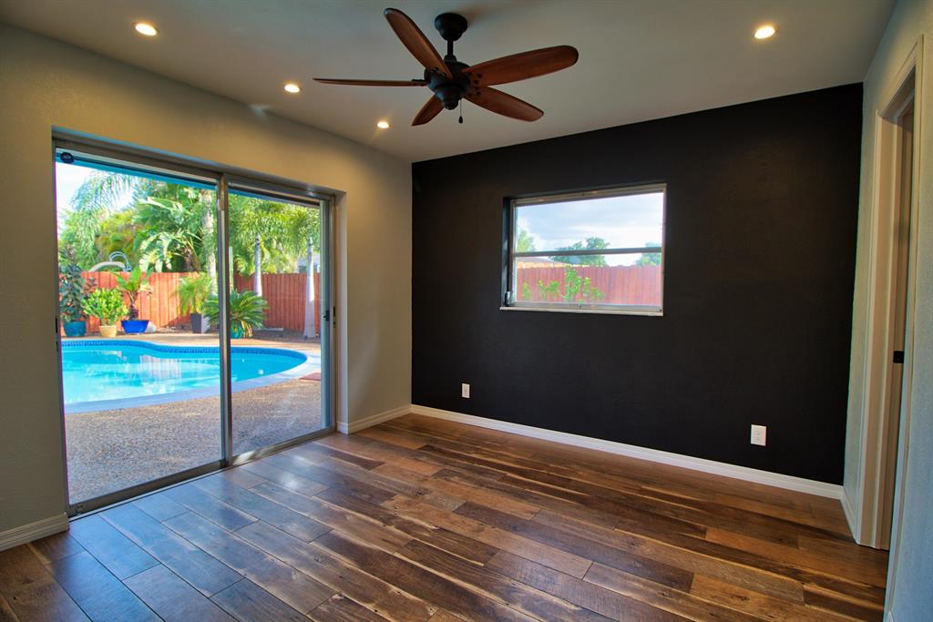 SUNFLOWER FIRST ADD - Residential