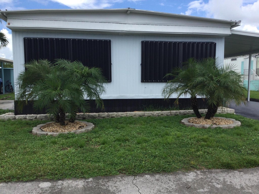 Photo of 5000 SE Federal Highway #802, Stuart, FL 34997 (MLS # B26071231)