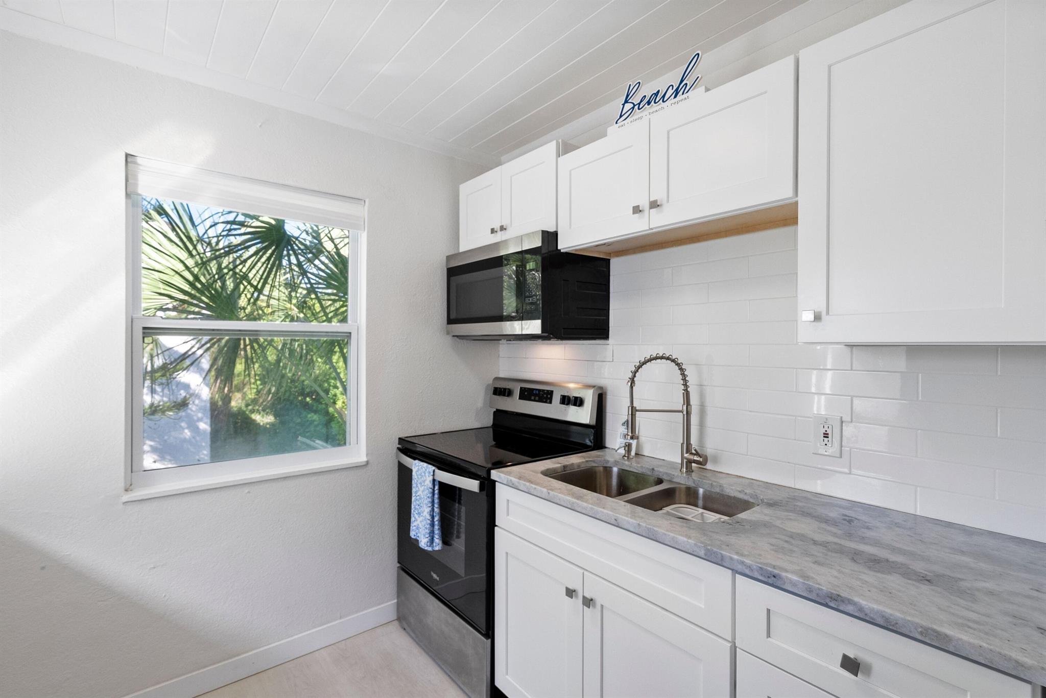 OCEAN VIEW SUBDIVISION RE - Residential Lease