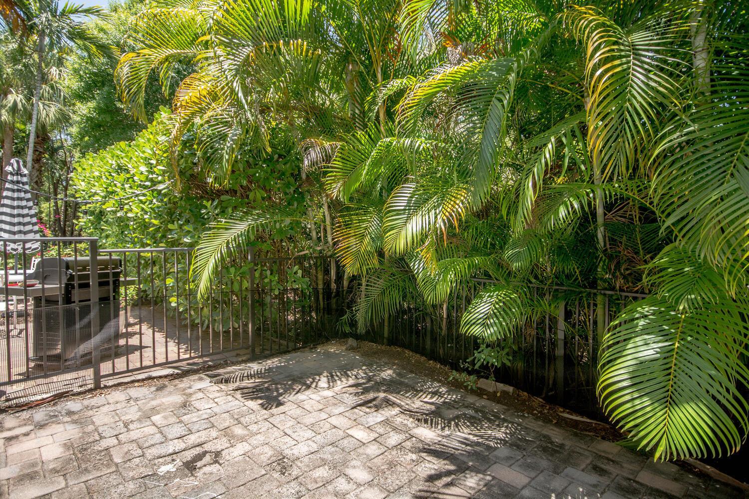 PALOMA - Residential Lease