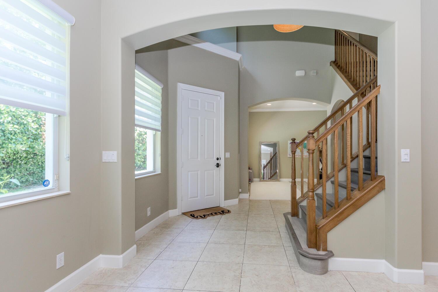 PALOMA - Residential Lease