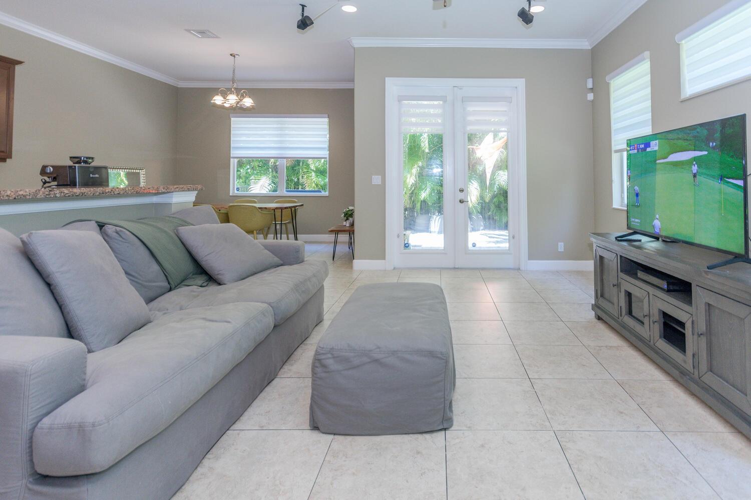 PALOMA - Residential Lease