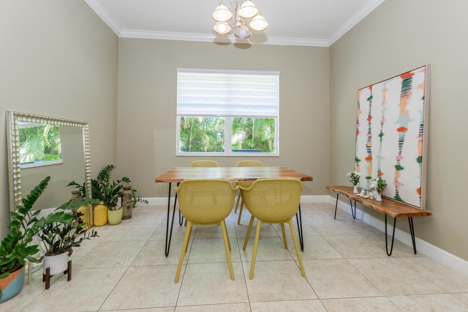 PALOMA - Residential Lease