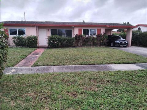 321 W 18th Street Riviera Beach FL 33404