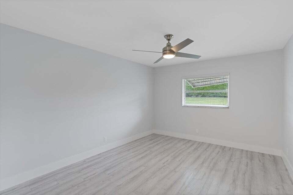 CYPRESS LAKES - Residential