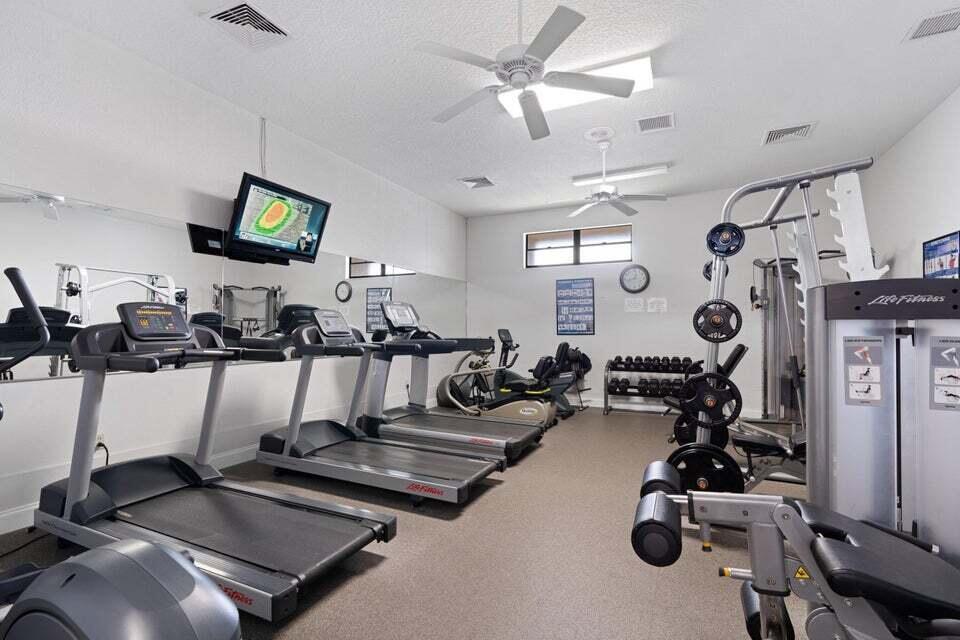 CYPRESS LAKES - Residential