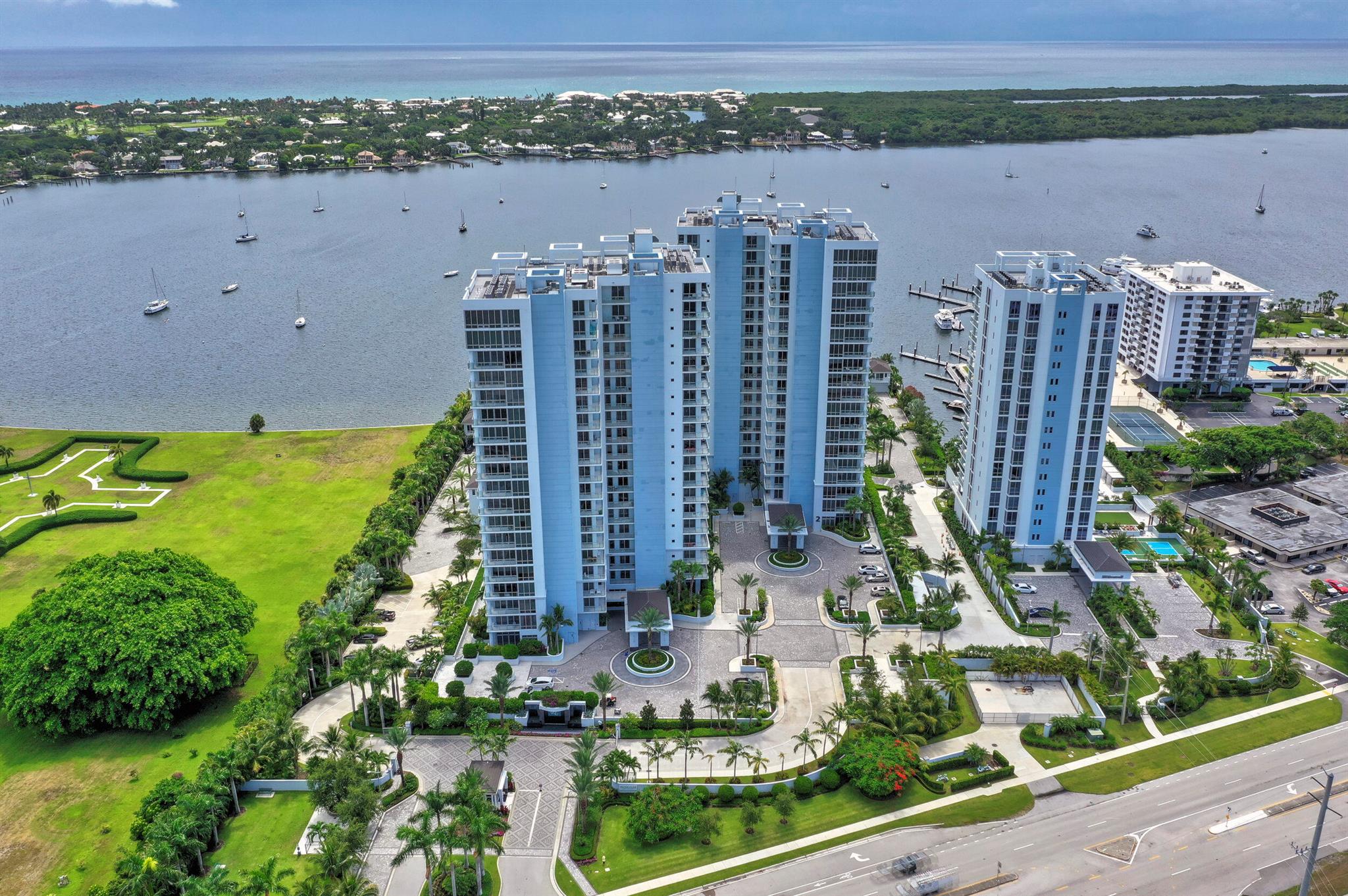 1 Water Club Way 1504