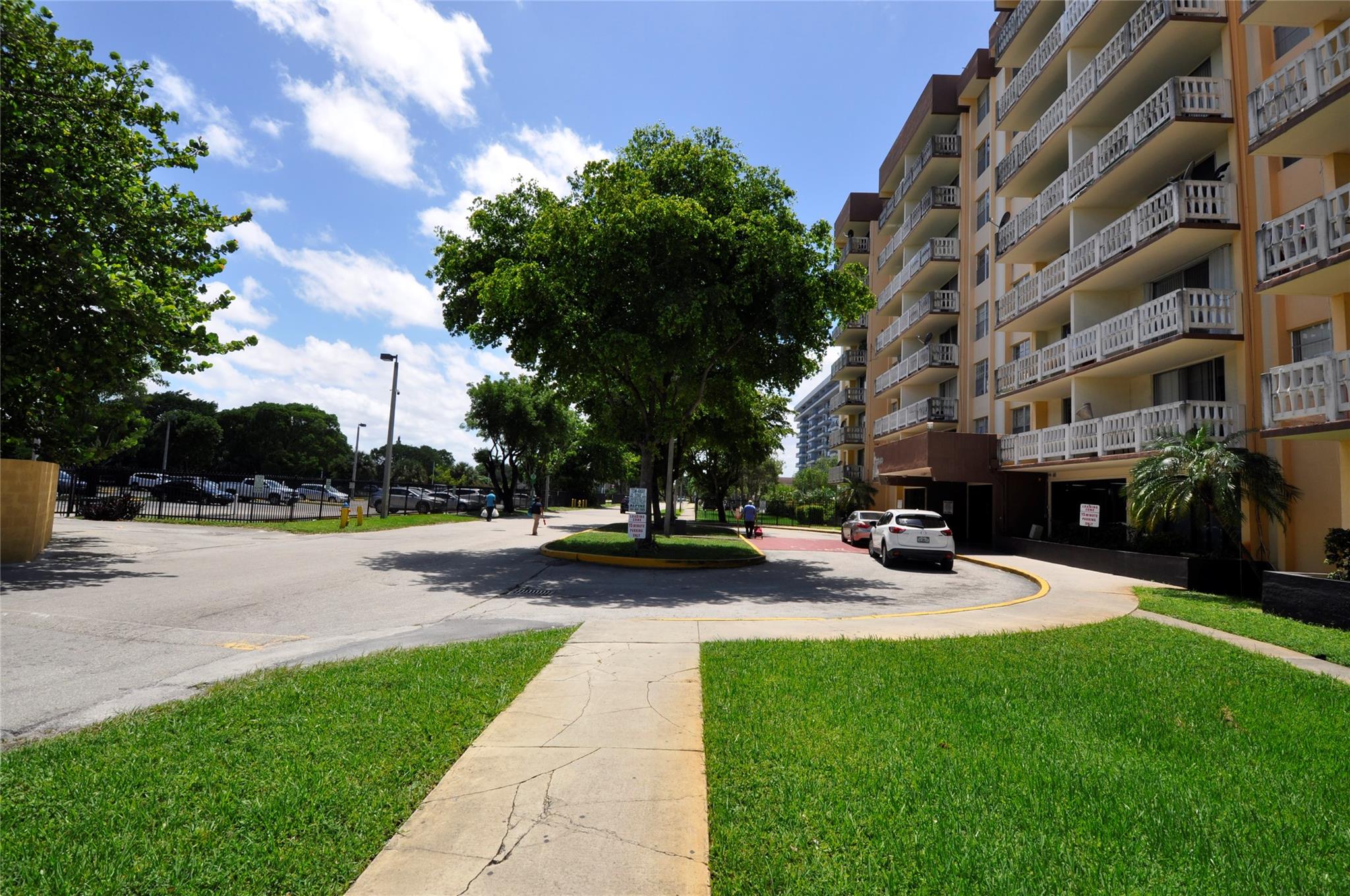 Parkway Towers - Residential Lease